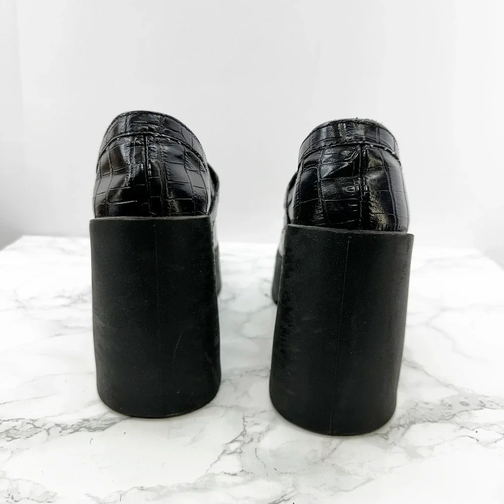 ASOS Design Signature Platform Heeled Loafer Black Croc‎ Size 8